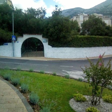 Daniela Apartment Makarska Exterior photo