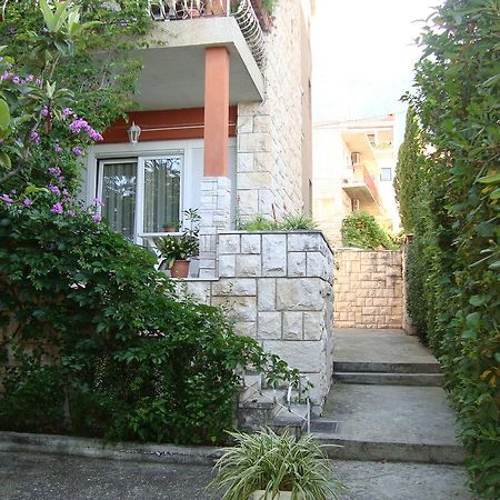 Daniela Apartment Makarska Exterior photo