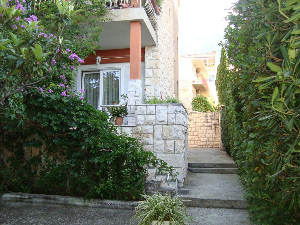 Daniela Apartment Makarska Exterior photo
