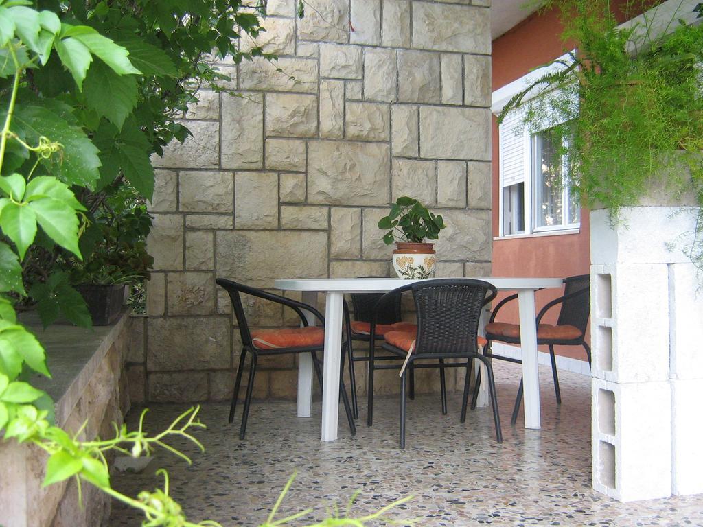 Daniela Apartment Makarska Exterior photo